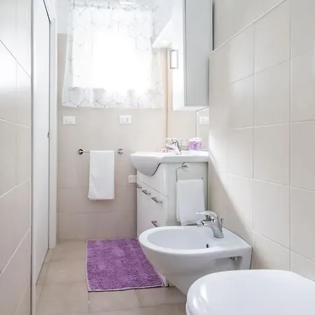 Al Mare E In Centro: Casa Nel Cuore Di Misano Apartment