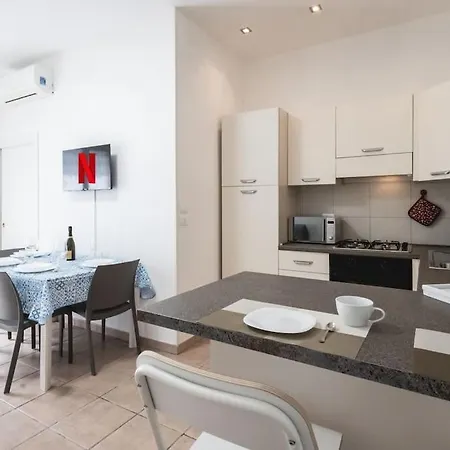 Al Mare E In Centro: Casa Nel Cuore Di Misano